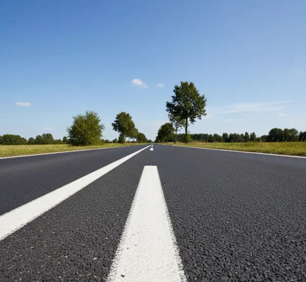 Przypominamy co oznaczają poszczególne linie na drodze